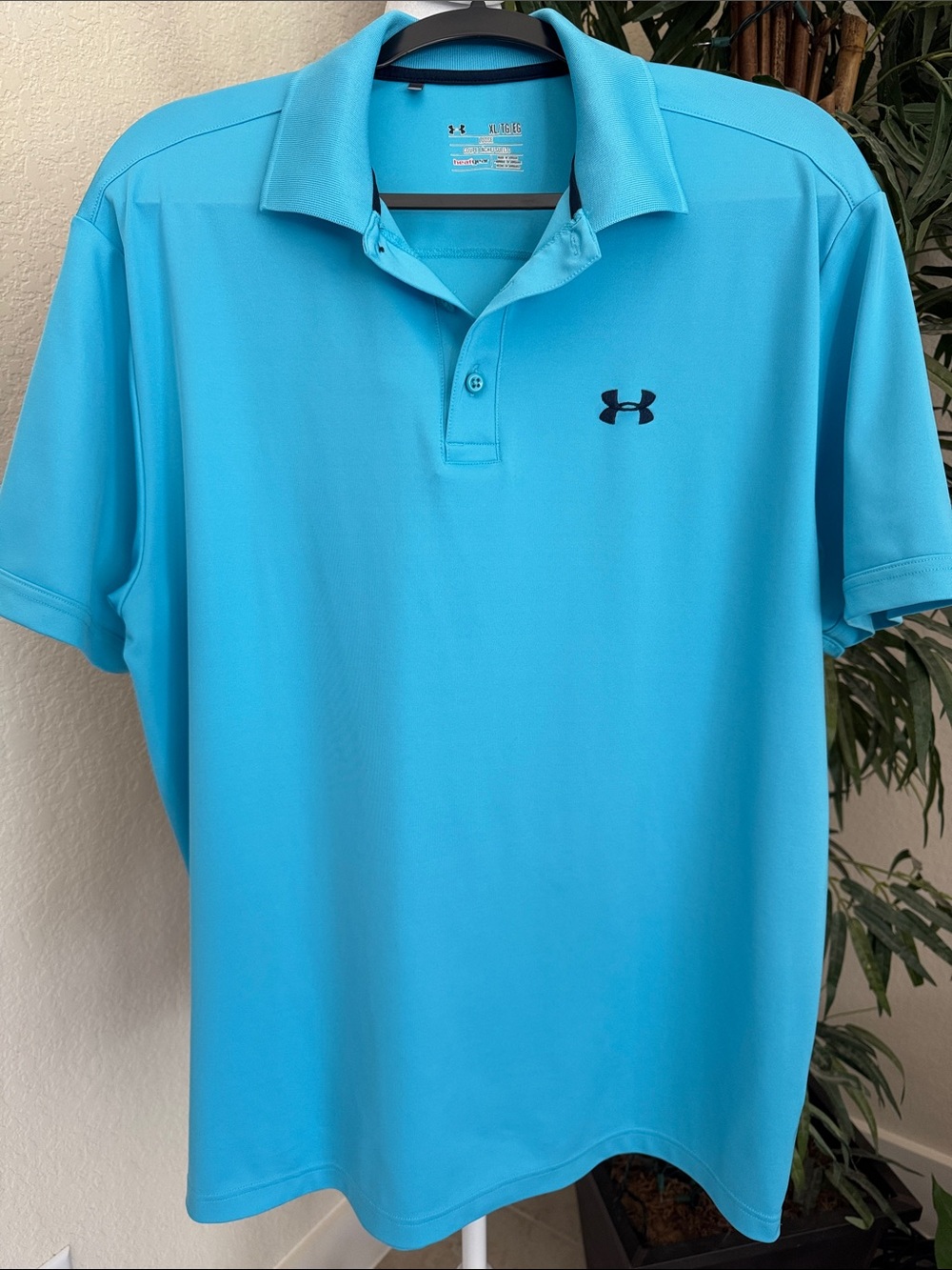 Under Armour Short Sleeve Turquoise Blue Polo with Black Logo - Men's XL